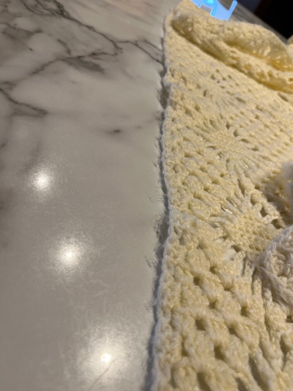 Vintage Handmade Cream Crochet Afghan Throw Blanket Medallion Popcorn Stitch - Picture 7 of 12